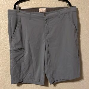 Weatherproof men’s trail shorts